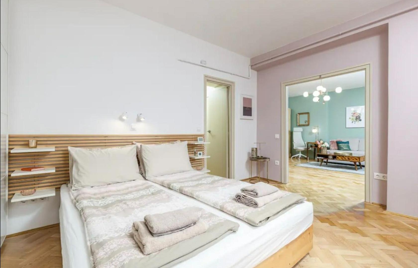 Elegant Escape By Buda Castle For Pleasure Seekers 부다페스트 외부 사진