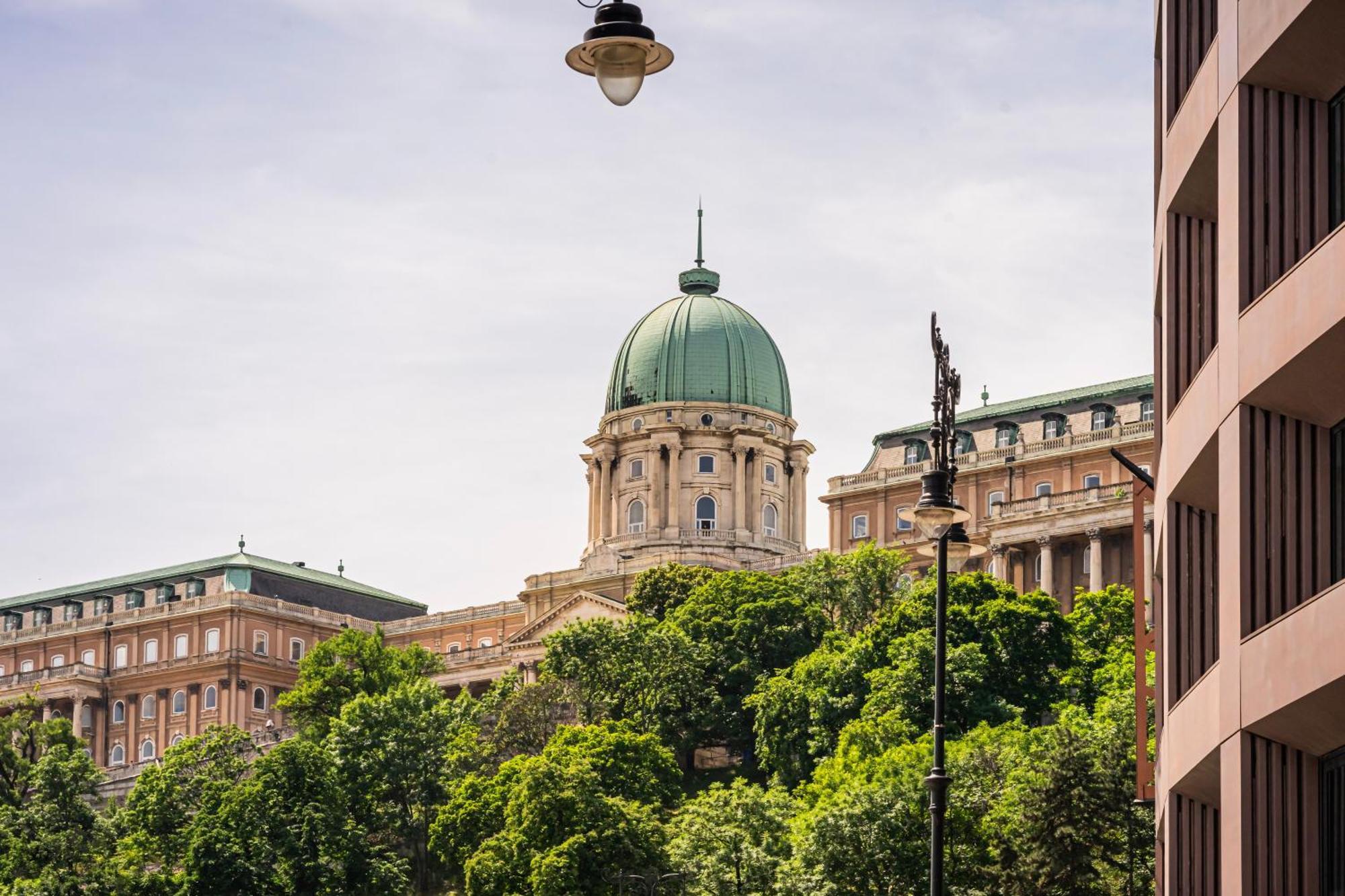 Elegant Escape By Buda Castle For Pleasure Seekers 부다페스트 외부 사진